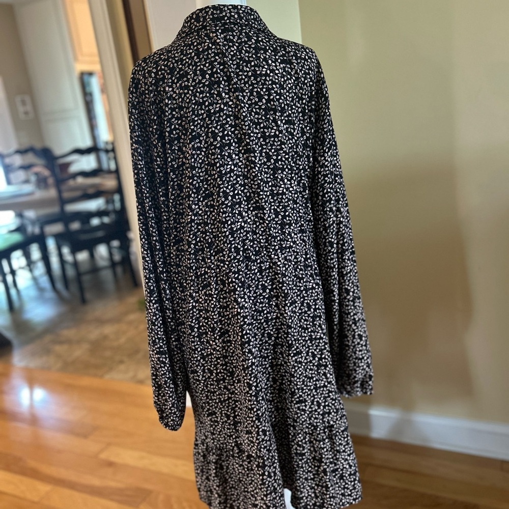 Draper James Floral Black and White Women's Dress - Picture 7 of 13